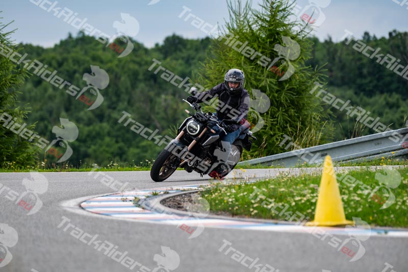 28. 7. 2025 Motoškola ROAD